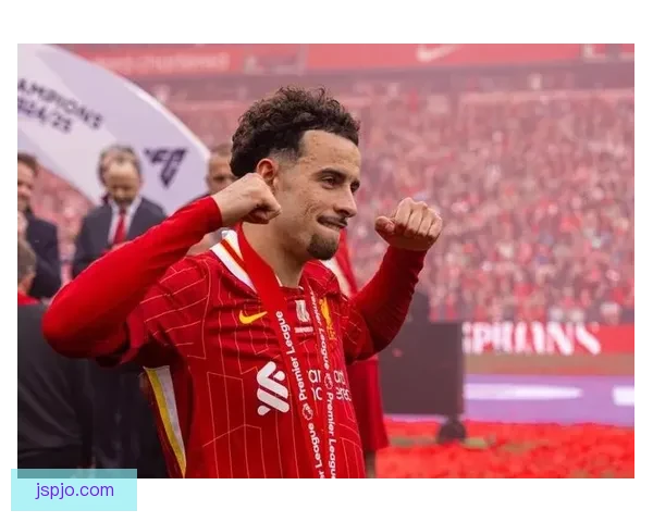 以罗马诺爆料琼斯留守利物浦国米冬窗拒放弗拉泰西态度坚决转会传闻降温